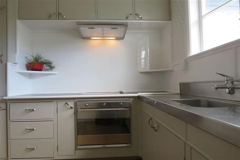 Photo of property in 21 Edinburgh Street, Levin, 5510