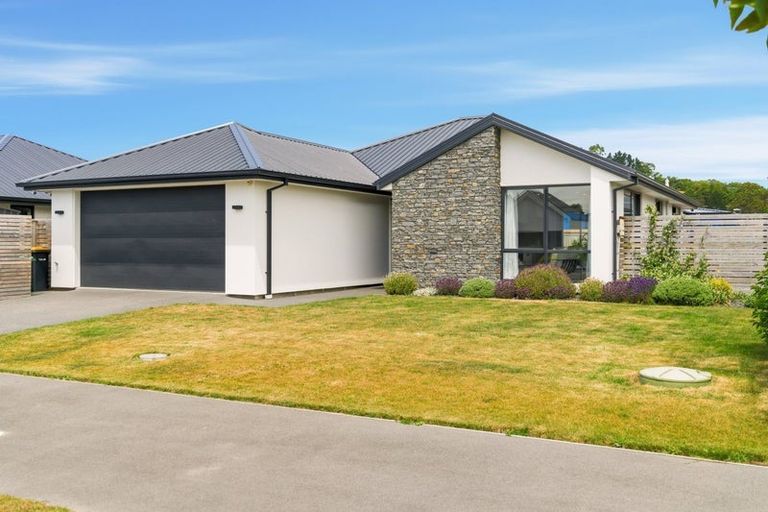 Photo of property in 84 Muirhill Street, Halswell, Christchurch, 8025