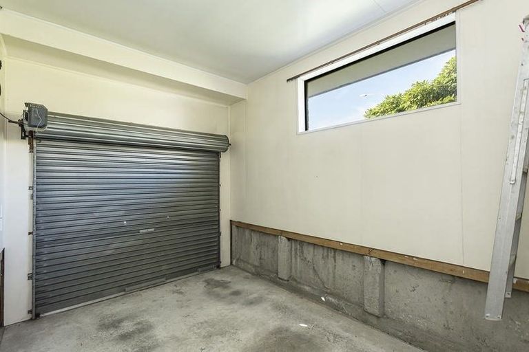 Photo of property in 1 Stanley Street, Kenmure, Dunedin, 9011