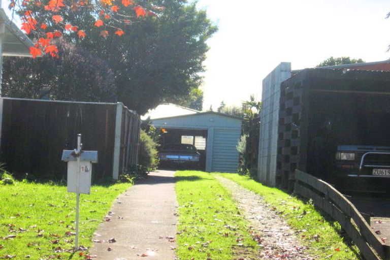 Photo of property in 10 Heybridge Street, Manurewa, Auckland, 2102