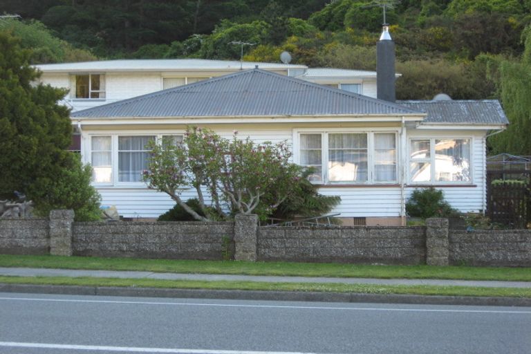 Photo of property in 57 Wairau Road, Picton, 7220