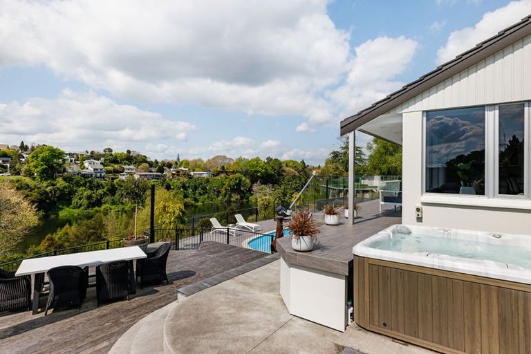 Photo of property in 4 Hardley Street, Whitiora, Hamilton, 3200