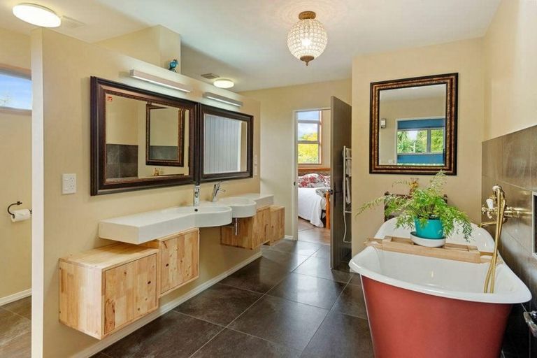 Photo of property in 14 Stanbury Avenue, Somerfield, Christchurch, 8024