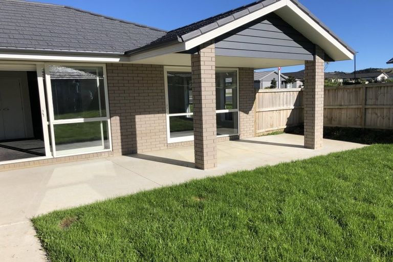 Photo of property in 2 Balmore Crescent, Pokeno, 2402