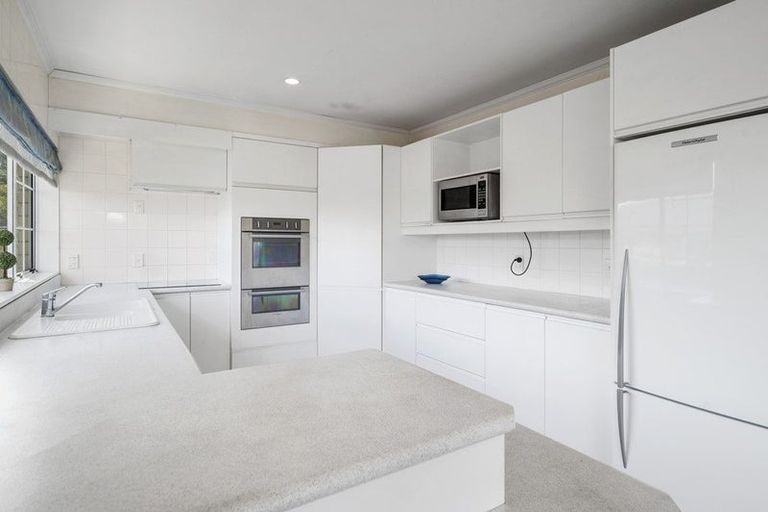 Photo of property in 2/76 Rokino Road, Hilltop, Taupo, 3330