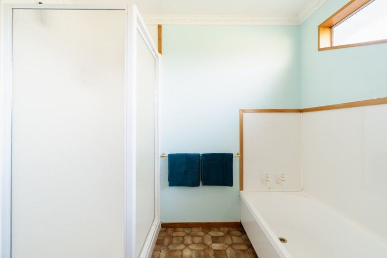 Photo of property in 242 Helensburgh Road, Helensburgh, Dunedin, 9010