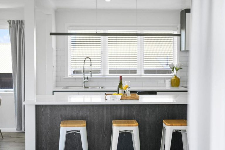 Photo of property in 142 Tuhikaramea Road, Dinsdale, Hamilton, 3204