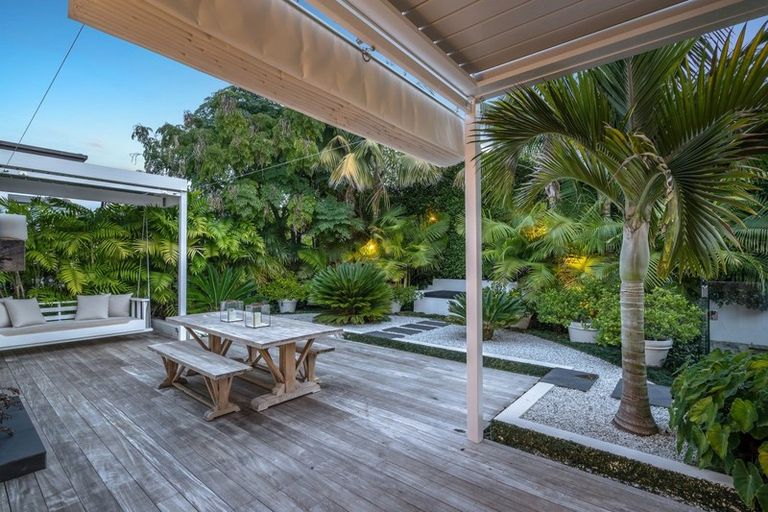 Photo of property in 8 Ring Terrace, Saint Marys Bay, Auckland, 1011