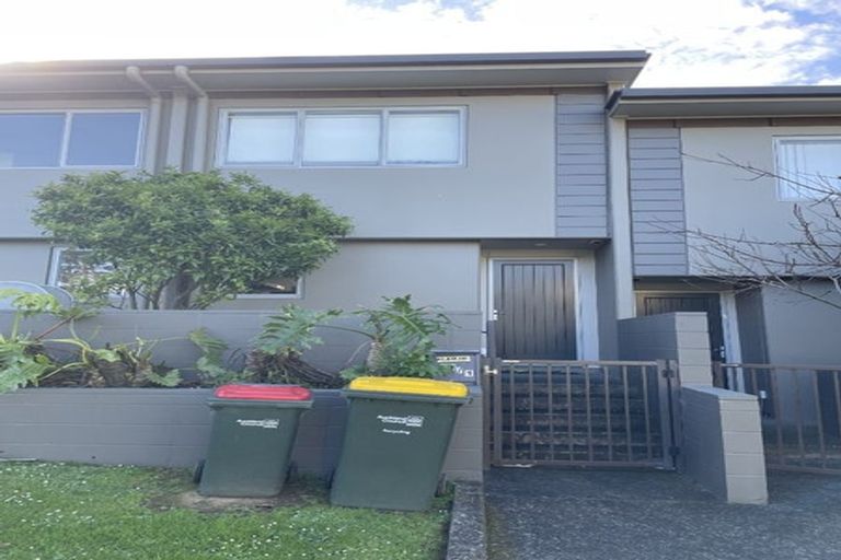 Photo of property in 11/1 Gracechurch Drive, Flat Bush, Auckland, 2016
