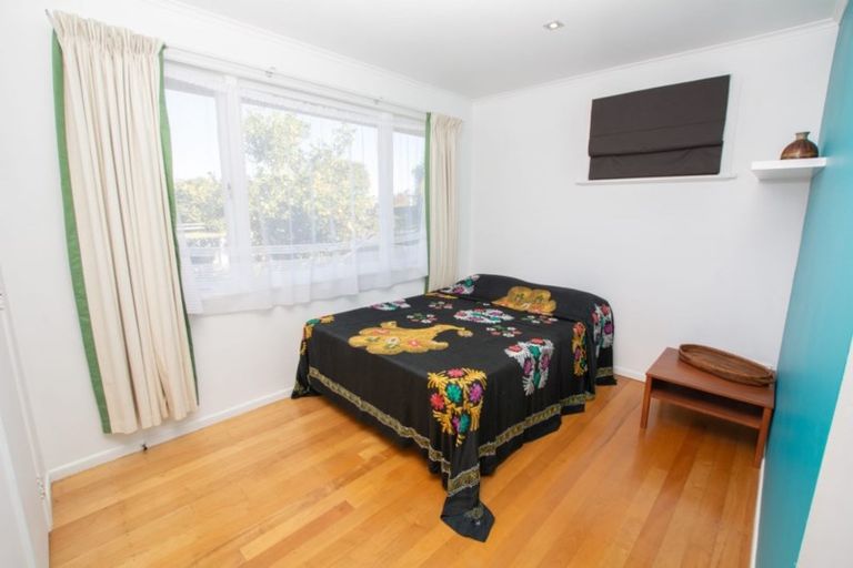 Photo of property in 24 Woodford Avenue, Brookfield, Tauranga, 3110