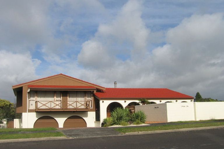 Photo of property in 41 Porritt Avenue, Chatswood, Auckland, 0626