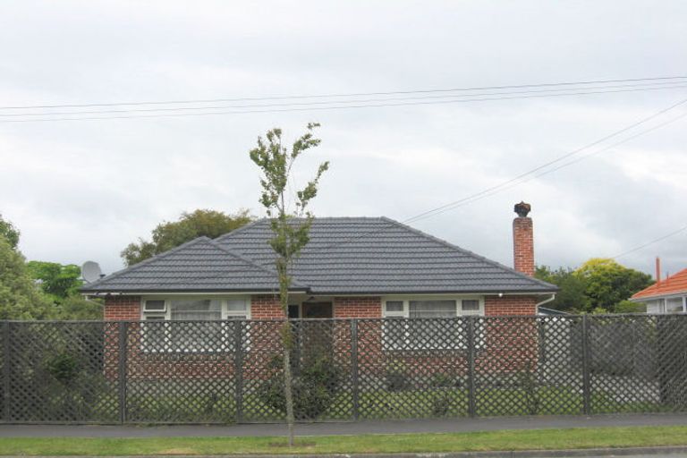 Photo of property in 111 Isleworth Road, Bishopdale, Christchurch, 8053