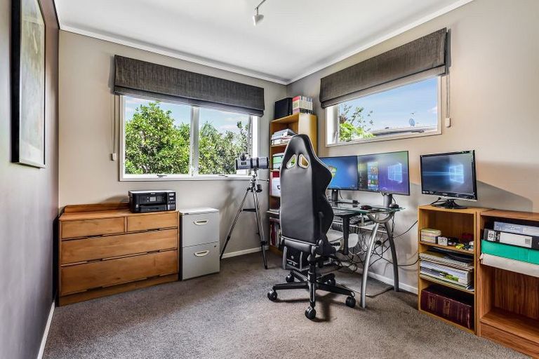 Photo of property in 23 Holloway Place, Forest Lake, Hamilton, 3200