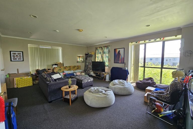 Photo of property in Tuscany Towers, 84/1 Ambrico Place, New Lynn, Auckland, 0600