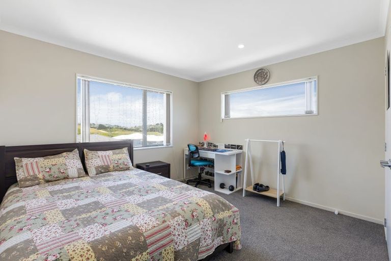 Photo of property in 22 Trelawny Terrace, Grenada Village, Wellington, 6037