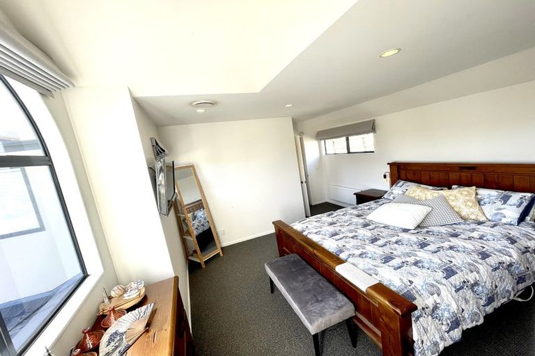 Photo of property in 17a Furlong Crescent, Churton Park, Wellington, 6037