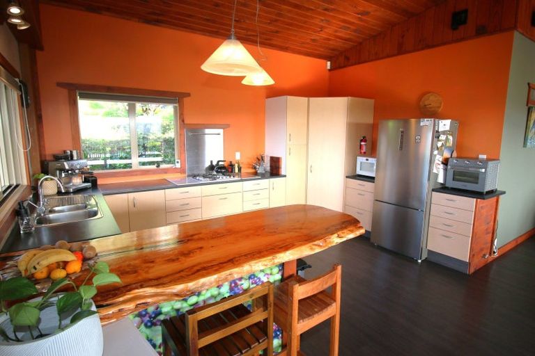 Photo of property in 429 Redcliffs Road, Kerikeri, 0294