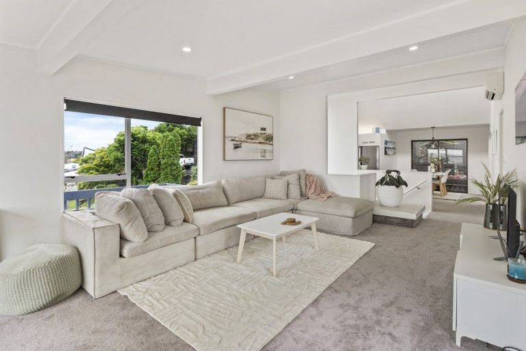 Photo of property in 36 Telstar Place, Beach Haven, Auckland, 0626