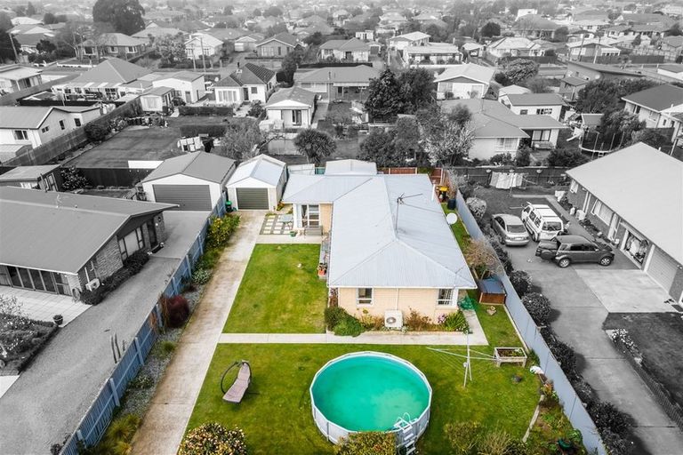 Photo of property in 300b Pages Road, Wainoni, Christchurch, 8061