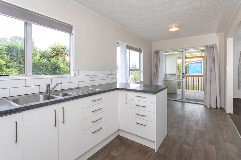 Photo of property in 45 Borich Road, Sunnyvale, Auckland, 0612