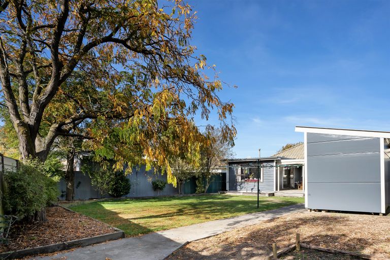 Photo of property in 28 Taurima Street, Hei Hei, Christchurch, 8042