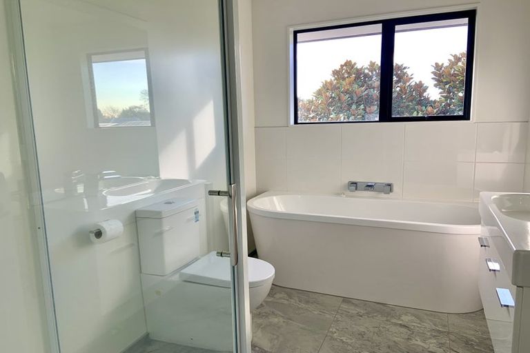 Photo of property in 68c Kennedys Bush Road, Halswell, Christchurch, 8025