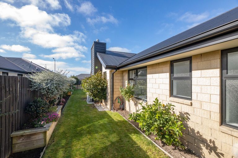 Photo of property in 37 Te Korari Street, Marshland, Christchurch, 8083