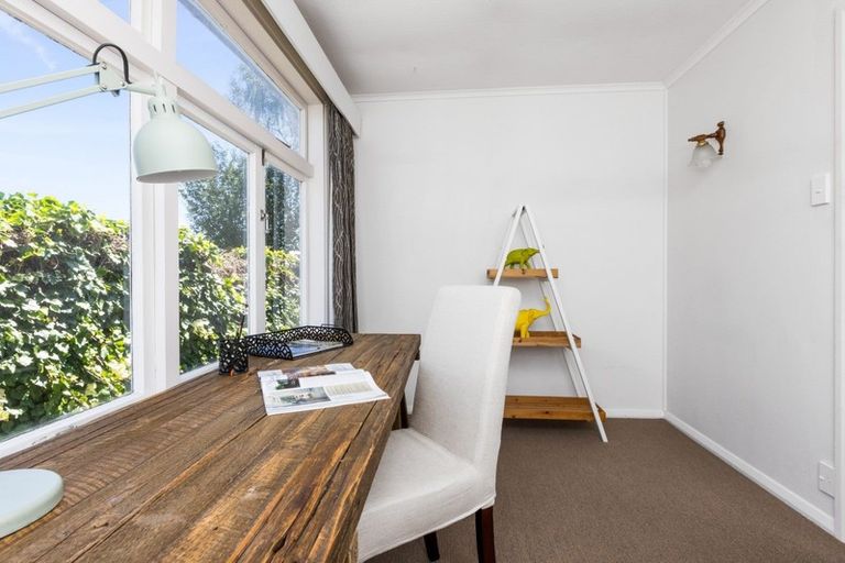 Photo of property in 702 Massey Street, Akina, Hastings, 4122