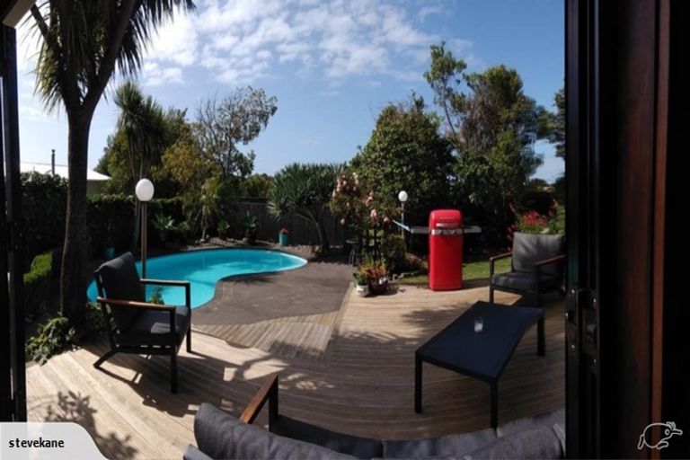 Photo of property in 21 Rata Street, Upper Vogeltown, New Plymouth, 4310