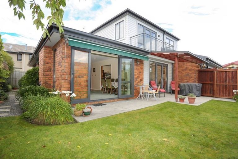 Photo of property in 4 Skyedale Drive, Harewood, Christchurch, 8051