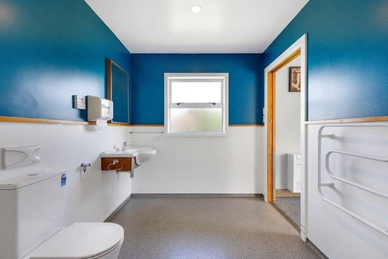 Photo of property in 28 Craven Street, Sockburn, Christchurch, 8042