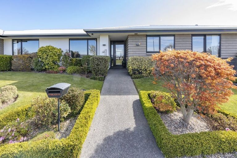 Photo of property in 1 Pimlico Place, Rangiora, 7400