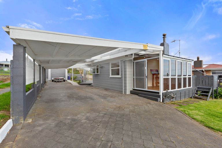 Photo of property in 212 Waikiekie Road, Thames, 3500
