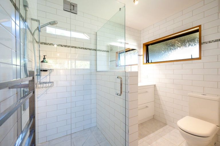 Photo of property in 1 Ritchie Place, Havelock North, 4130