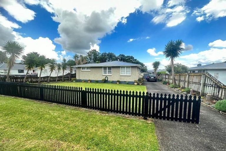 Photo of property in 20 Mack Place, Red Hill, Papakura, 2110