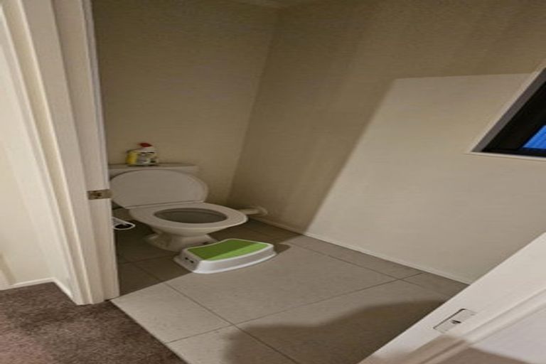 Photo of property in 3/72 Moore Street, Howick, Auckland, 2014