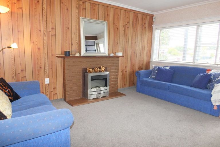 Photo of property in 45 Nash Parade, Foxton Beach, Foxton, 4815