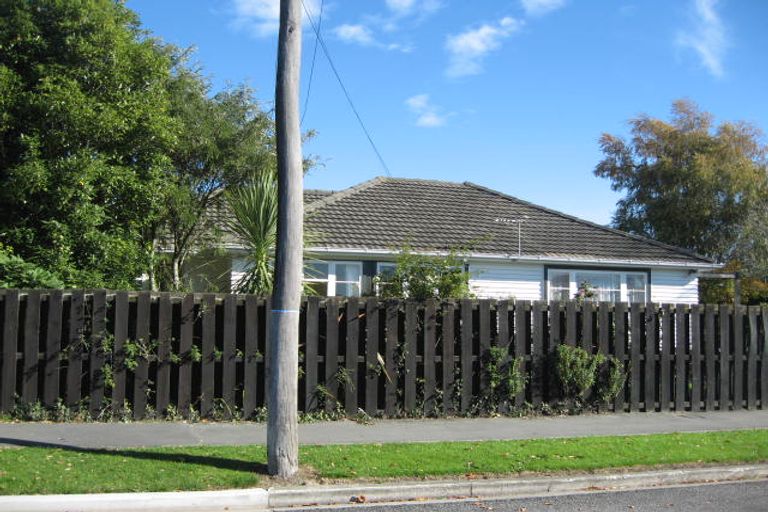 Photo of property in 61 Garreg Road, Bryndwr, Christchurch, 8052