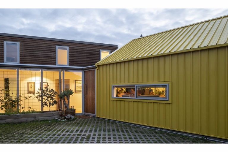 Photo of property in 258a Centaurus Road, Hillsborough, Christchurch, 8022