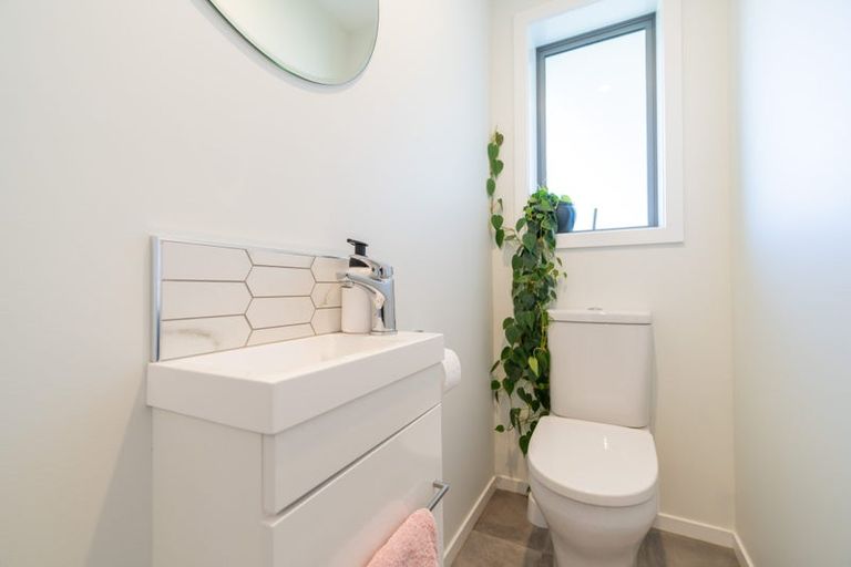 Photo of property in 11 Breaksea Street, Te Anau, 9600