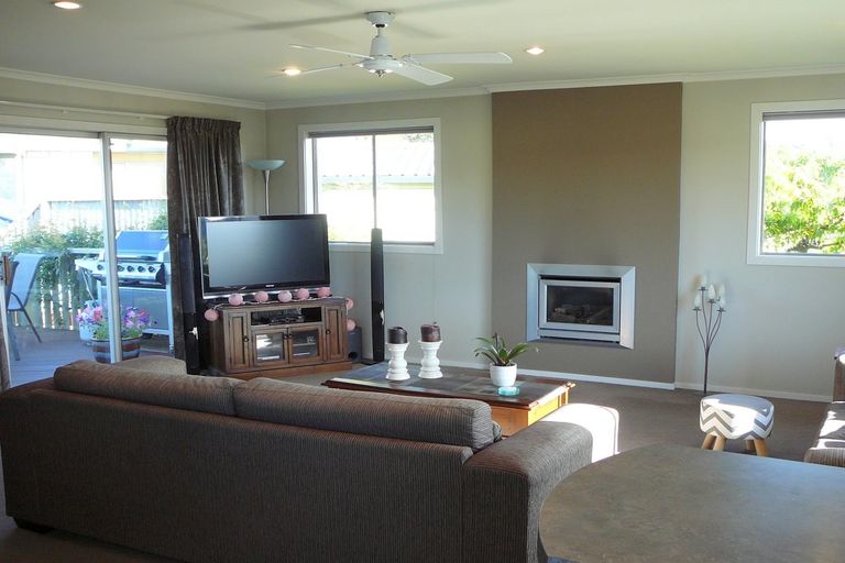 Photo of property in 49 Ashworth Street, Alexandra, 9320