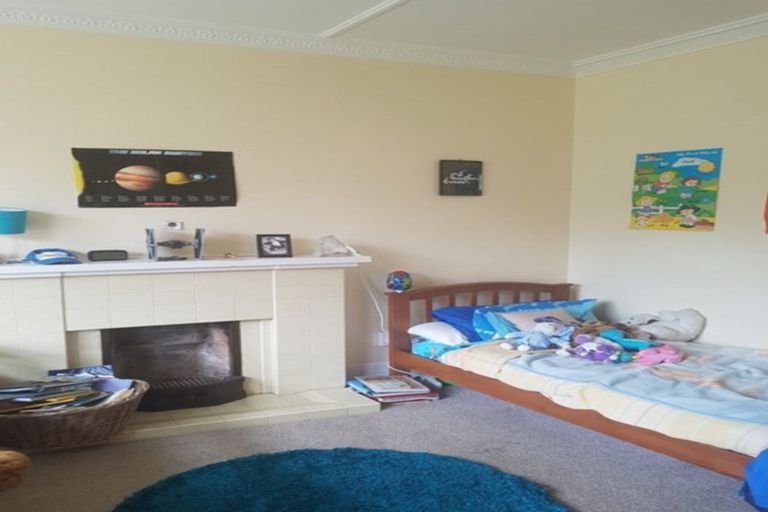 Photo of property in 3 Stone Street, Kenmure, Dunedin, 9011