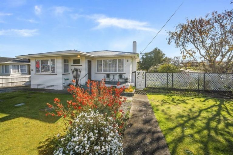 Photo of property in 257 High Street, Eltham, 4322