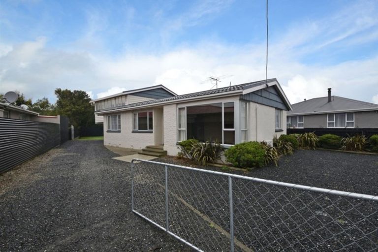 Photo of property in 10 Robert Street, Otatara, Invercargill, 9879