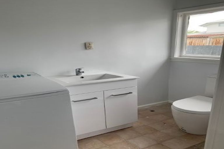 Photo of property in 13b Inglis Street, Phillipstown, Christchurch, 8011