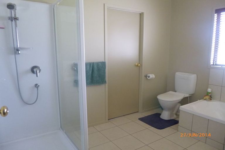 Photo of property in 76 Osprey Drive, Welcome Bay, Tauranga, 3112