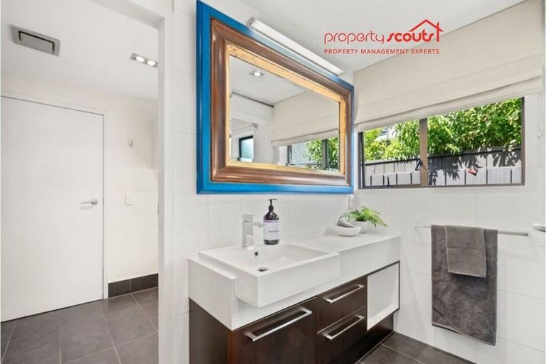 Photo of property in 32 Saint Columbans Grove, Boulcott, Lower Hutt, 5010