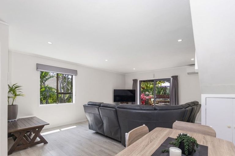 Photo of property in 1/34 Waiau Street, Torbay, Auckland, 0630