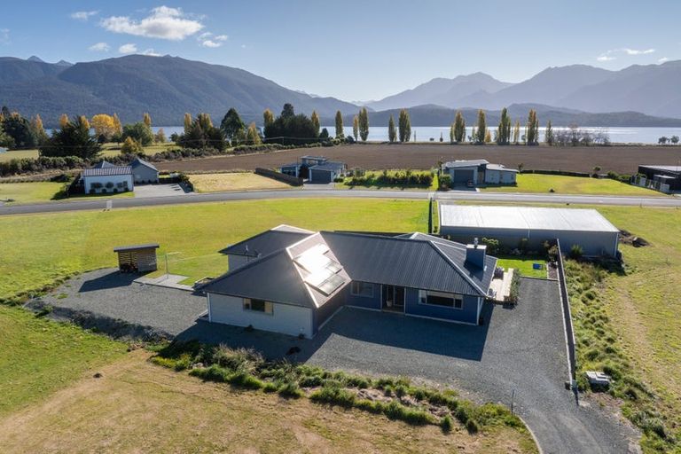 Photo of property in 11 Breaksea Street, Te Anau, 9600