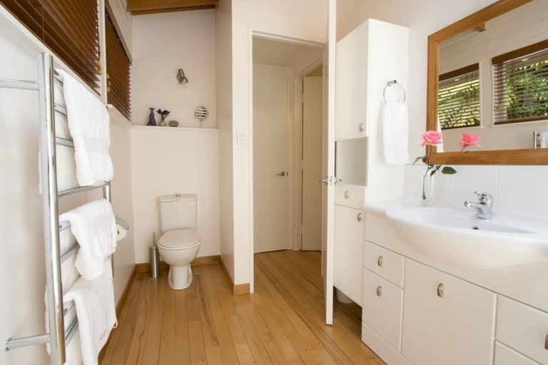 Photo of property in 133 Konini Road, Titirangi, Auckland, 0604